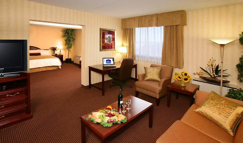 ***  Best Western Plus Toronto Airport Hotel Mississauga Canada